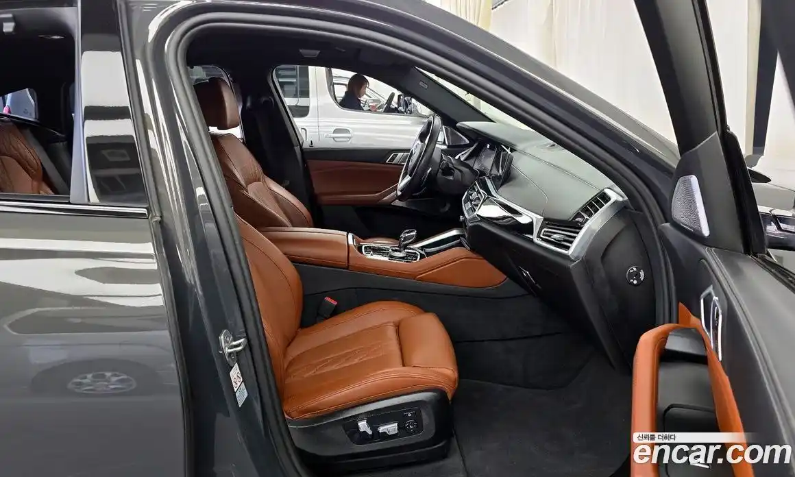 BMW X6 2023 3.0 Автомат в Москве № 211282, фото 15