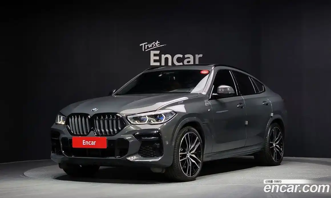 BMW X6 2023 3.0 Автомат в Москве № 211282, фото 3