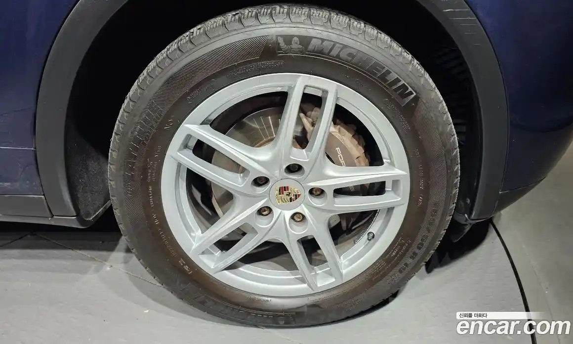 Porsche Cayenne 2011 3.0 Автомат в Москве № 212074, фото 19