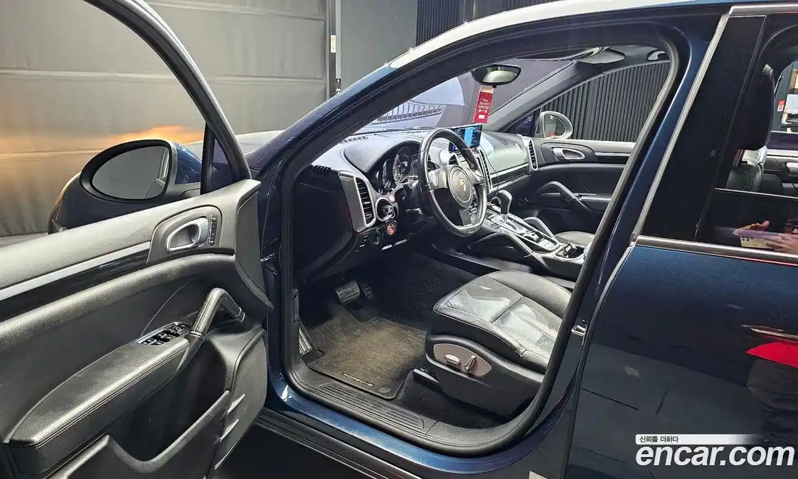 Porsche Cayenne 2011 3.0 Автомат в Москве № 212074, фото 4