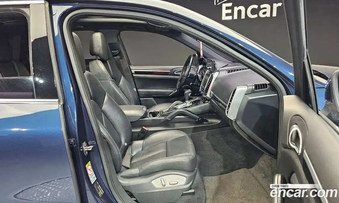 Porsche Cayenne 2011 3.0 Автомат в Москве № 212074, фото 8