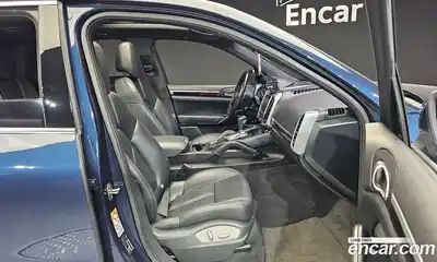 Porsche Cayenne 2011 3.0 Автомат в Москве № 212074, миниатюра 8