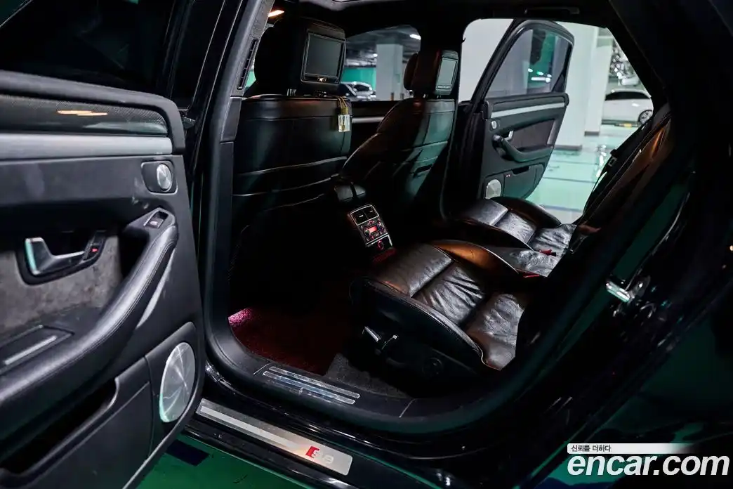 Audi S8 2007 5.2 Автомат в Москве № 212741, фото 17