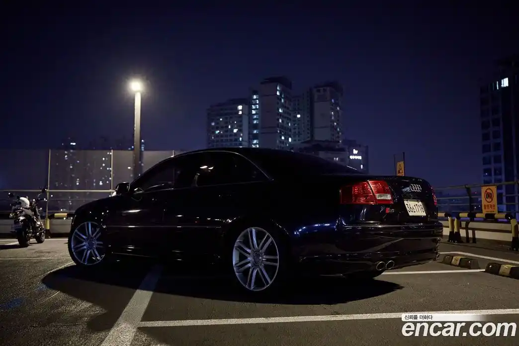 Audi S8 2007 5.2 Автомат в Москве № 212741, фото 9