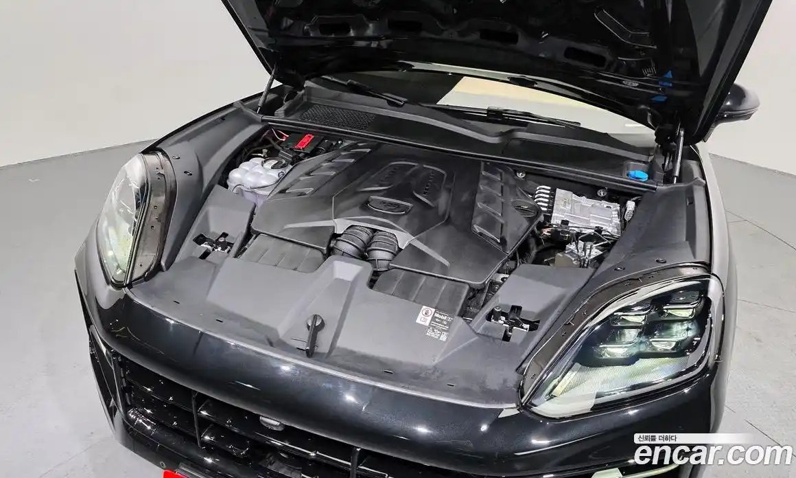 Porsche Cayenne 2025 4.0 Автомат в Москве № 212958, фото 9