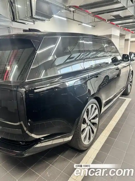 Land Rover Range-Rover 2025 4.4 Автомат в Москве № 213876, фото 16