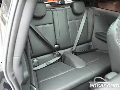 Mini Cooper 2025 2.0 Автомат в Москве № 213923, миниатюра 11