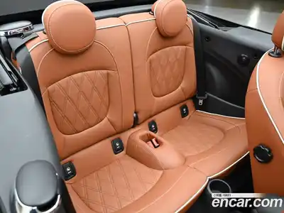 Mini Cooper Convertible 2024 2.0 Автомат в Москве № 214039, миниатюра 12