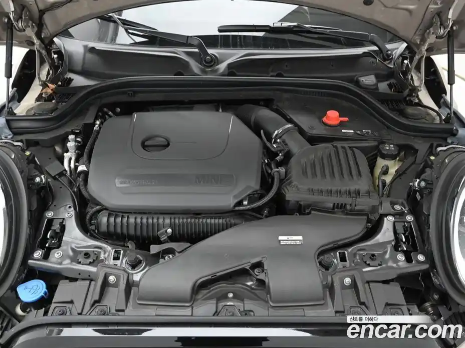 Mini Cooper Convertible 2024 2.0 Автомат в Москве № 214039, фото 6