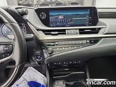 Lexus ES 2020 2.5 Автомат в Москве № 214841, миниатюра 10