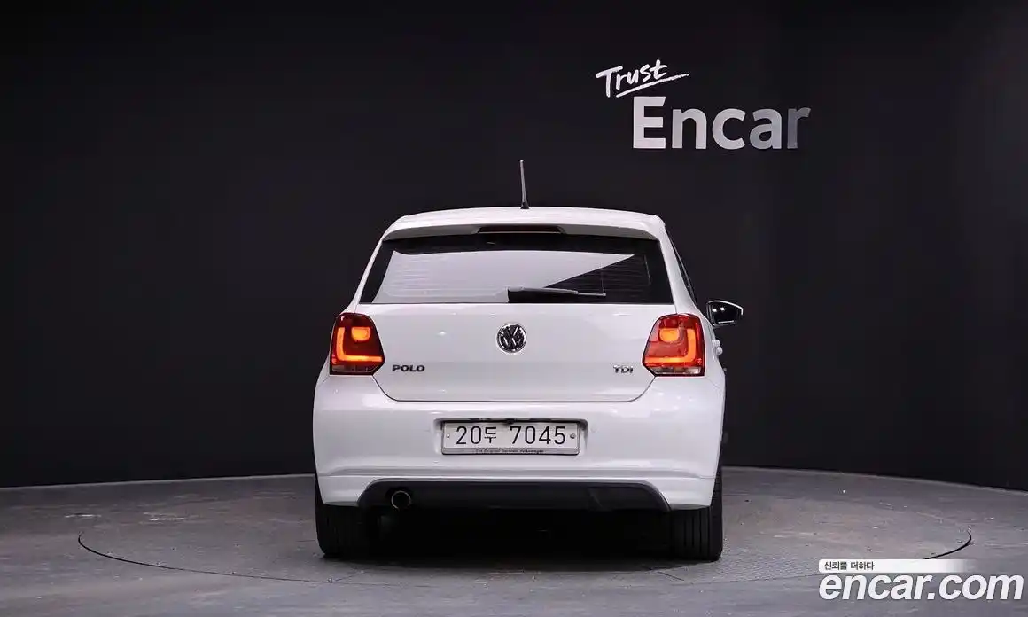 Volkswagen Polo 2013 1.6 Автомат в Москве № 215282, фото 9