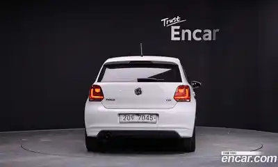 Volkswagen Polo 2013 1.6 Автомат в Москве № 215282, миниатюра 9