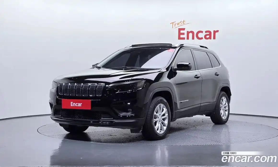 Jeep Cherokee 2019 2.4 Автомат в Москве № 215421, фото 17