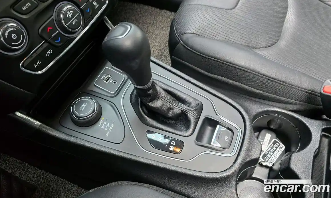 Jeep Cherokee 2019 2.4 Автомат в Москве № 215421, фото 20