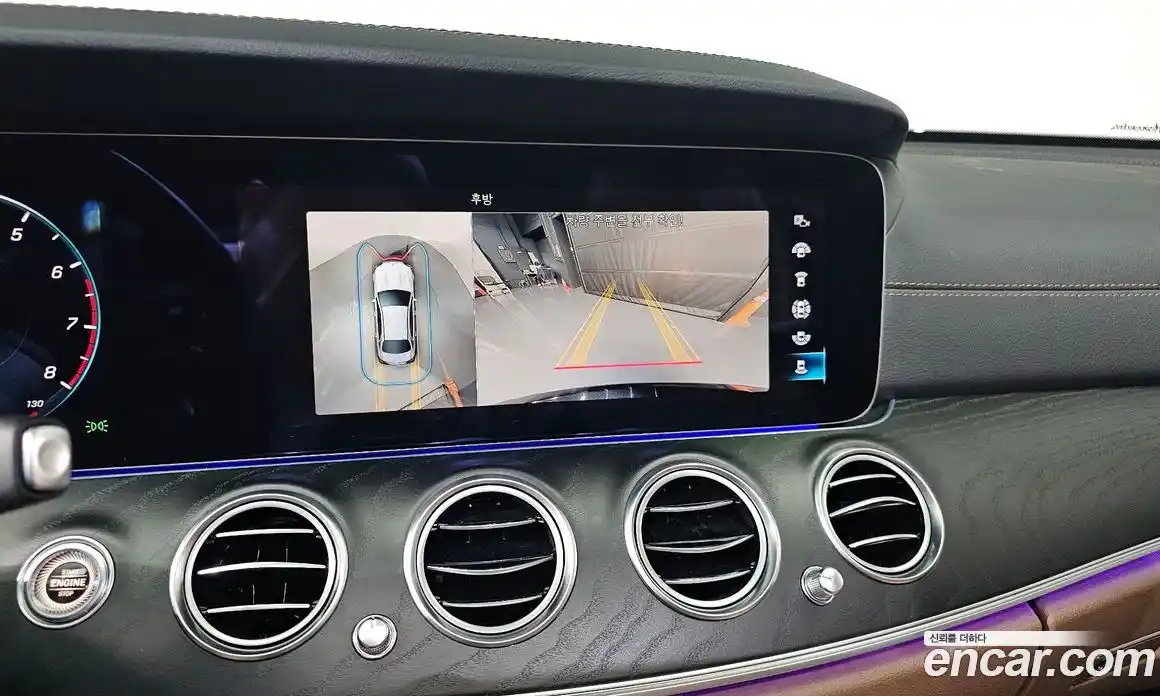 Mercedes-Benz E-Class 2023 2.0 Автомат в Москве № 218702, фото 12