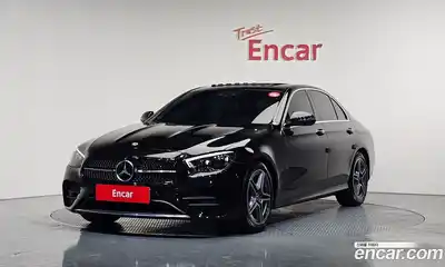 Mercedes-Benz E-Class 2023 2.0 Автомат в Москве № 218702, миниатюра 4