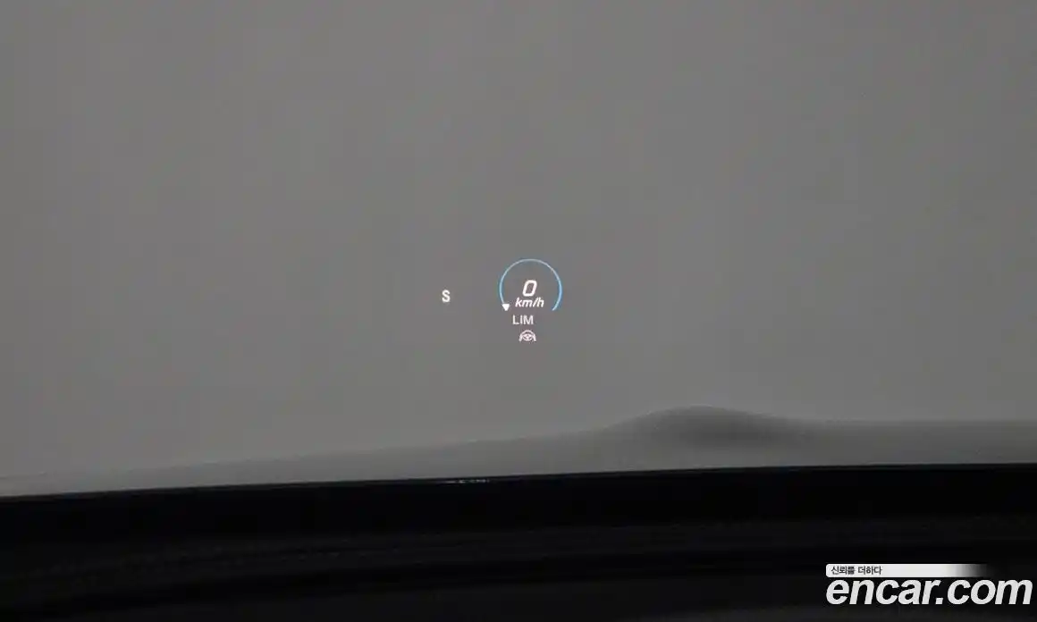 Mercedes-Benz E-Class 2023 2.0 Автомат в Москве № 218702, фото 10