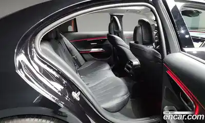 Mercedes-Benz E-Class 2024 2.0 Автомат в Москве № 220630, миниатюра 7