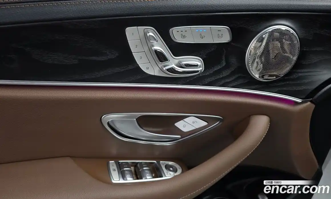 Mercedes-Benz E-Class 2023 2.0 Автомат в Москве № 221827, фото 18