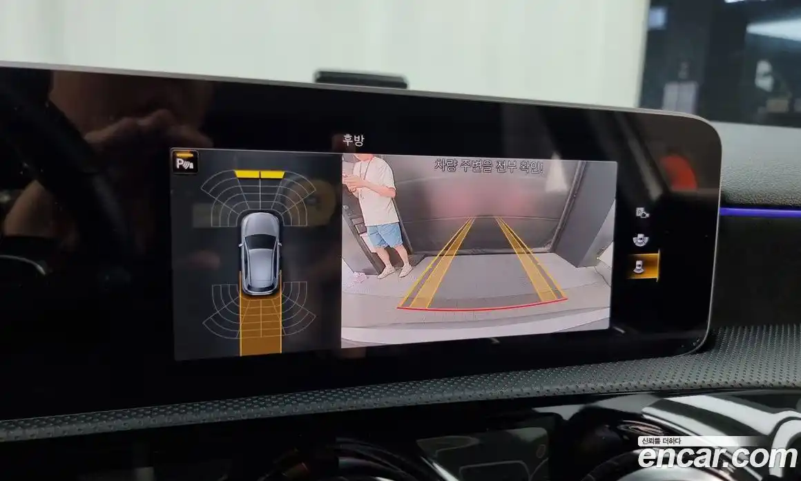 Mercedes-Benz A-Class 2020 2.0 Автомат в Москве № 222947, фото 17