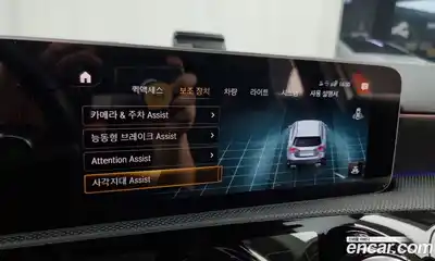 Mercedes-Benz A-Class 2020 2.0 Автомат в Москве № 222947, миниатюра 3