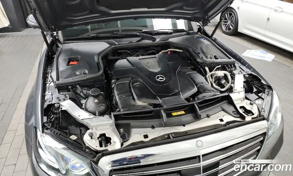 Mercedes-Benz E-Class 2018 3.0 Автомат в Москве № 224947, фото 5