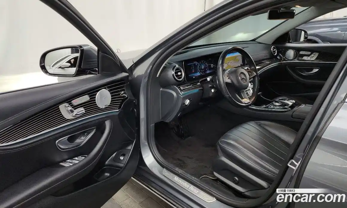 Mercedes-Benz E-Class 2018 3.0 Автомат в Москве № 224947, фото 6