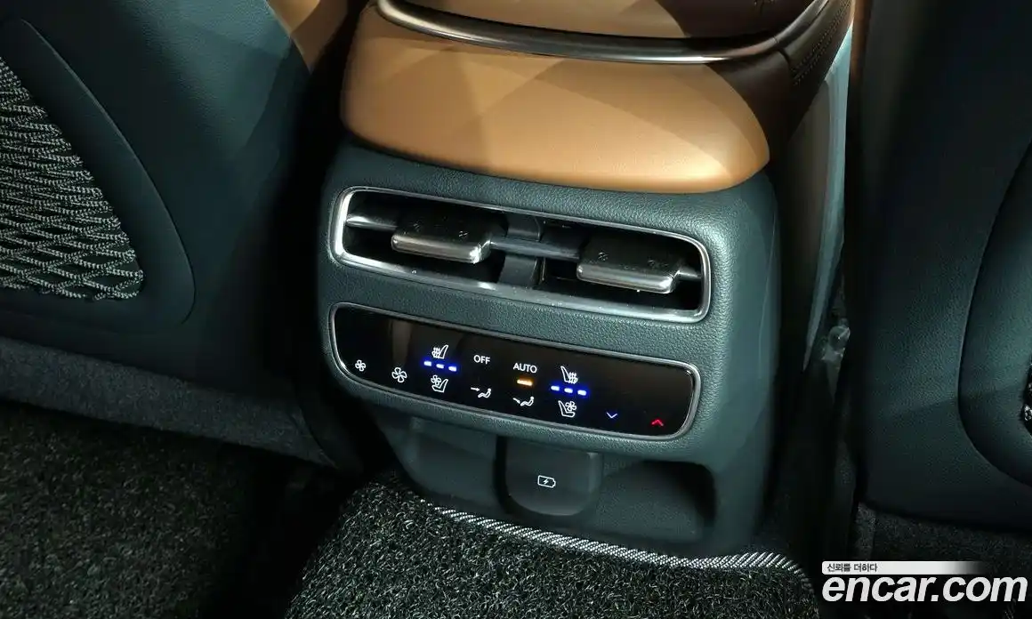 Genesis GV70 2025 2.5 Автомат в Москве № 22499, фото 19