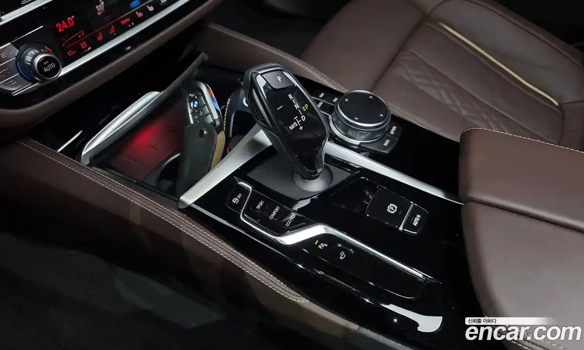 BMW 5-Series 2023 2.0 Автомат в Москве № 228198, фото 9