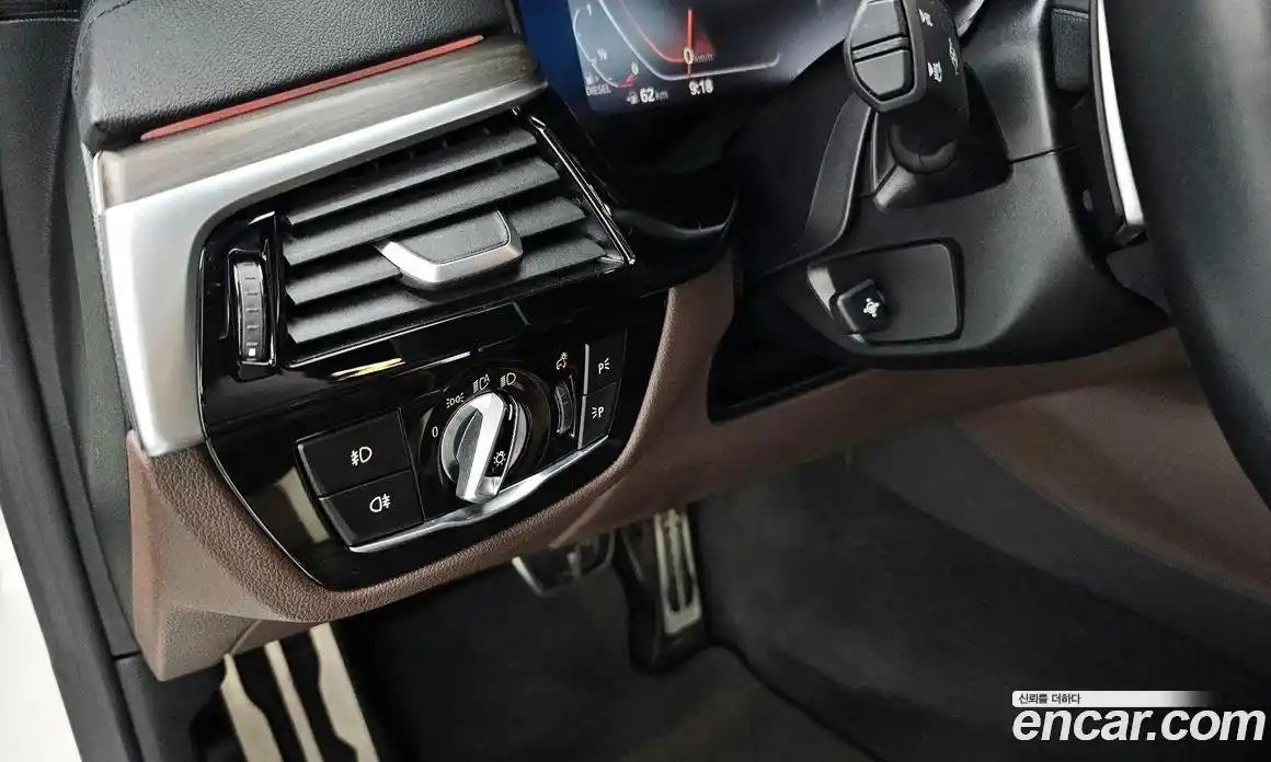 BMW 5-Series 2020 2.0 Автомат в Москве № 229214, фото 16