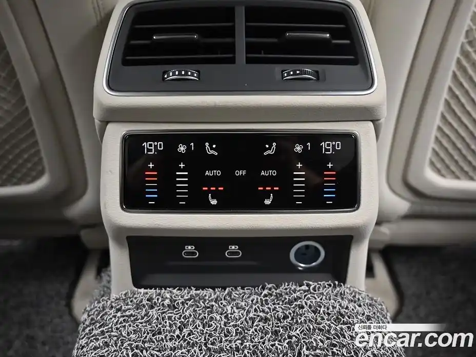 Audi A6 2025 2.0 Автомат в Москве № 230244, фото 16