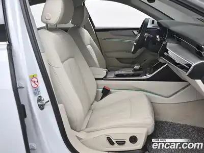 Audi A6 2025 2.0 Автомат в Москве № 230244, миниатюра 10