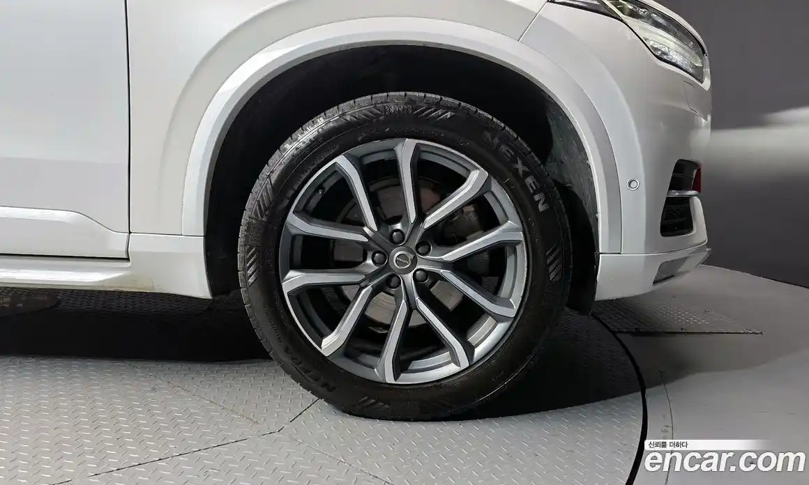 Volvo XC90 2017 2.0 Автомат в Москве № 230607, фото 14