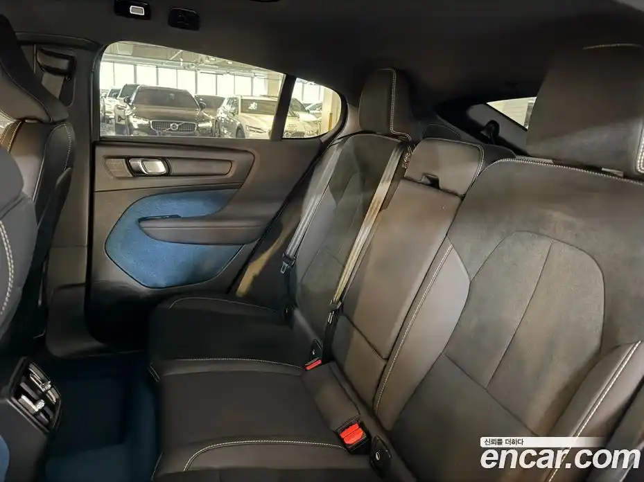 Volvo C40 2024 0.2 Автомат в Москве № 230874, фото 11