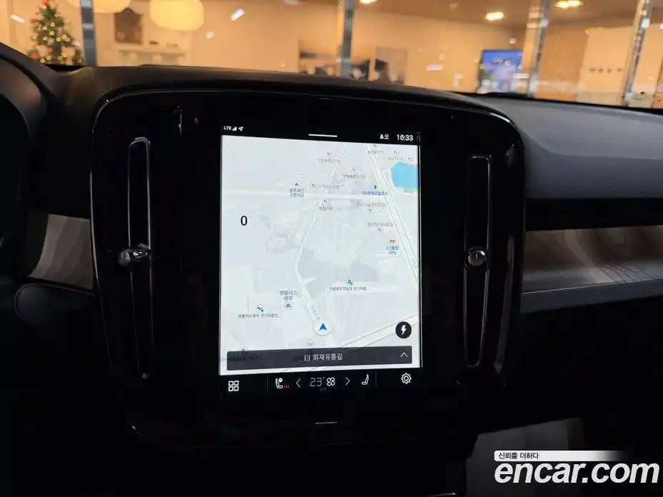 Volvo C40 2024 0.2 Автомат в Москве № 230874, фото 12