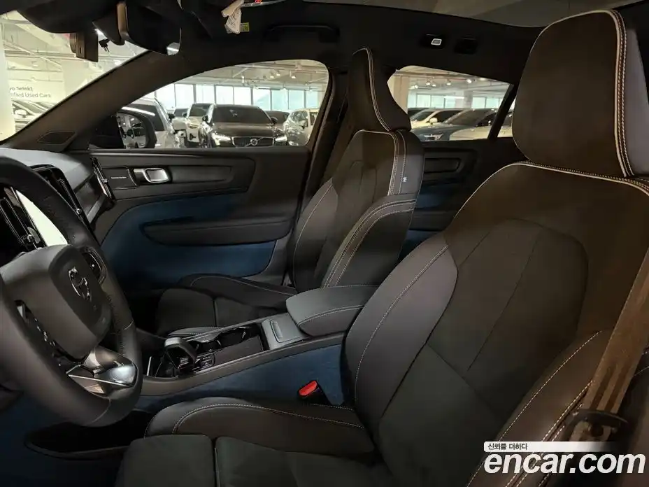 Volvo C40 2024 0.2 Автомат в Москве № 230874, фото 10