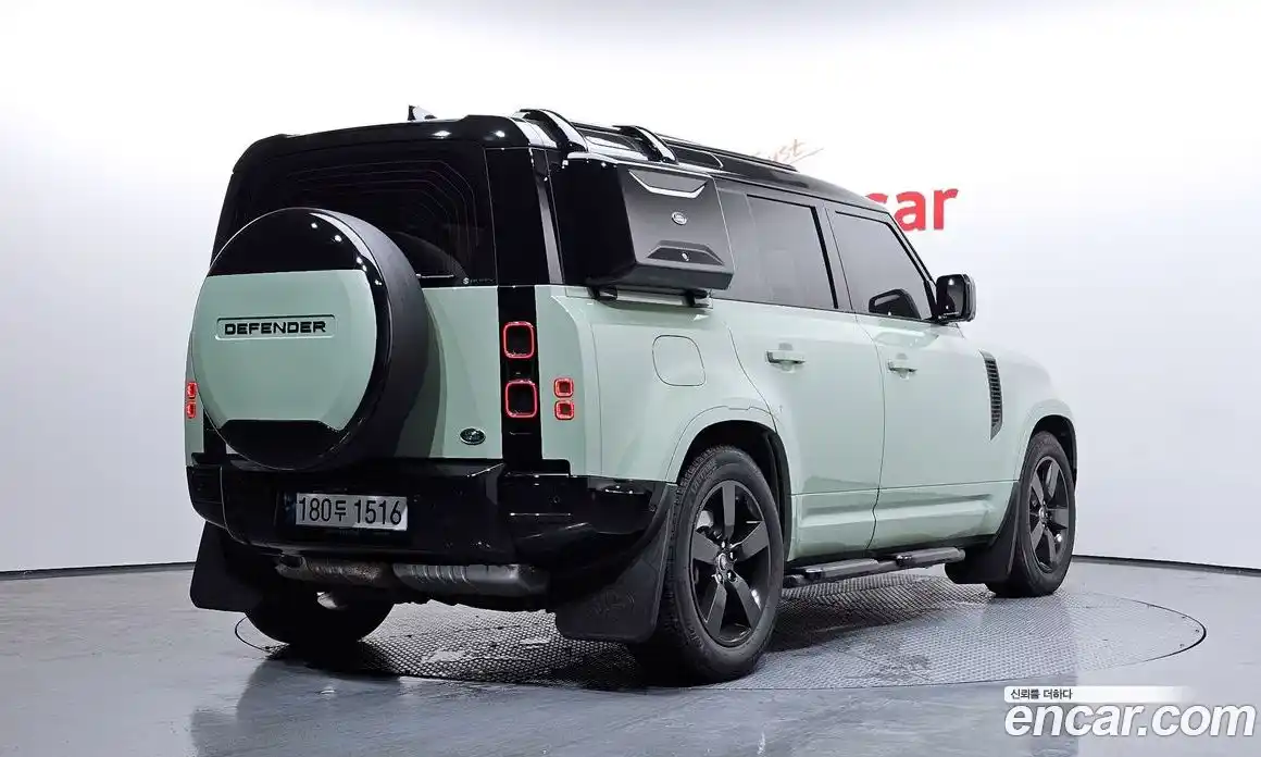 Land Rover Defender 2023 3.0 Автомат в Москве № 231202, фото 19