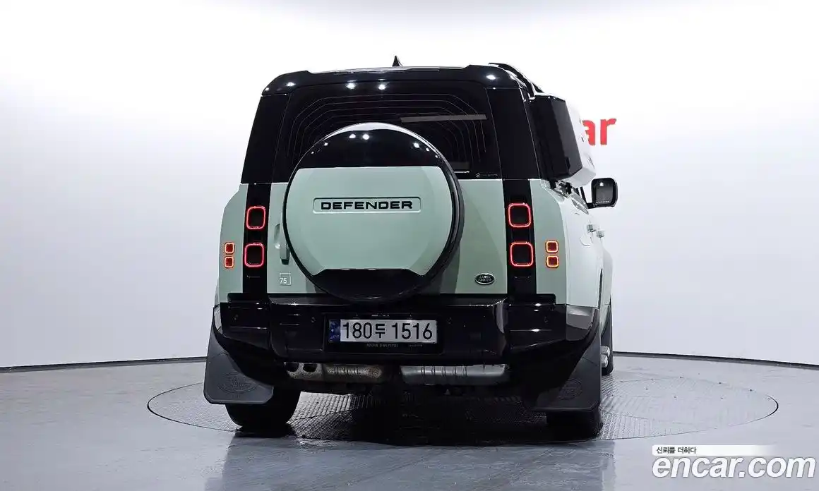 Land Rover Defender 2023 3.0 Автомат в Москве № 231202, фото 20