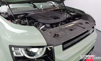 Land Rover Defender 2023 3.0 Автомат в Москве № 231202, миниатюра 3