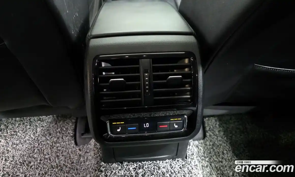 Volkswagen Arteon 2019 2.0 Автомат в Москве № 232235, фото 12