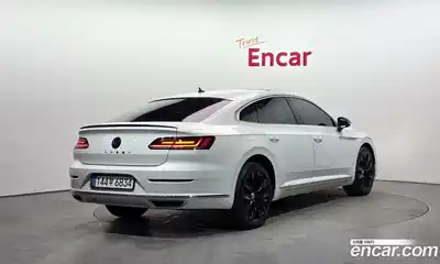 Volkswagen Arteon 2019 2.0 Автомат в Москве № 232235, миниатюра 2