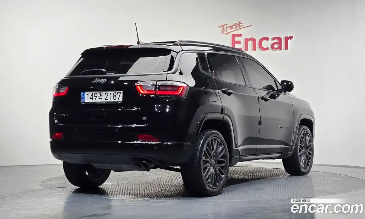 Jeep Compass 2022 2.4 Автомат в Москве № 232292, фото 9