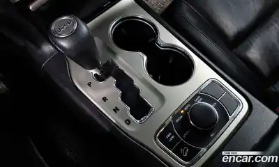 Jeep Cherokee 2013 3.0 Автомат в Москве № 232788, миниатюра 7