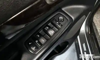 Jeep Cherokee 2013 3.0 Автомат в Москве № 232788, миниатюра 10