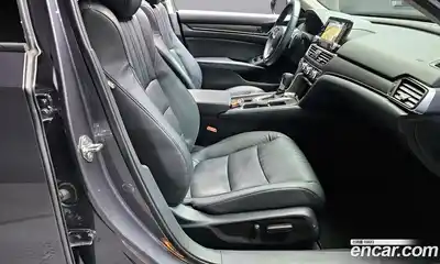 Honda Accord 2018 1.5 Автомат в Москве № 232918, миниатюра 6