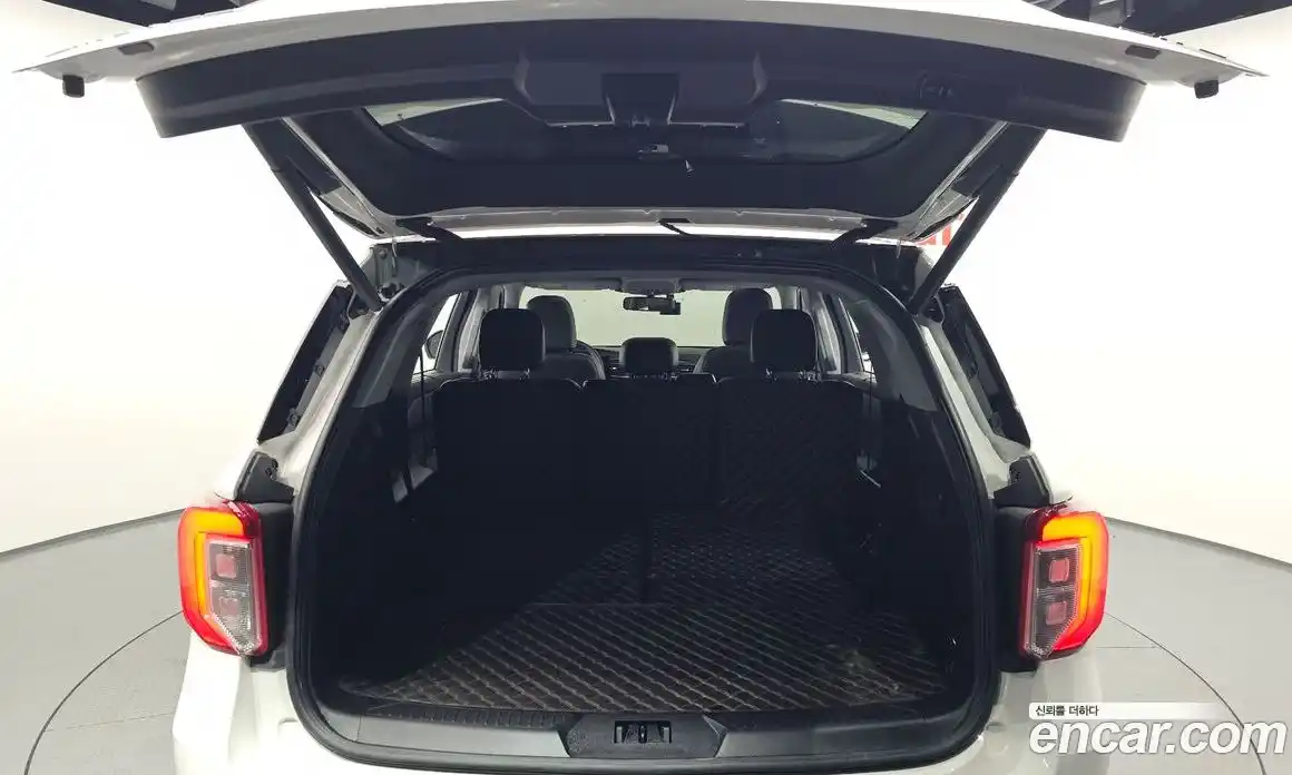 Ford Explorer 2022 2.3 Автомат в Москве № 233195, фото 13