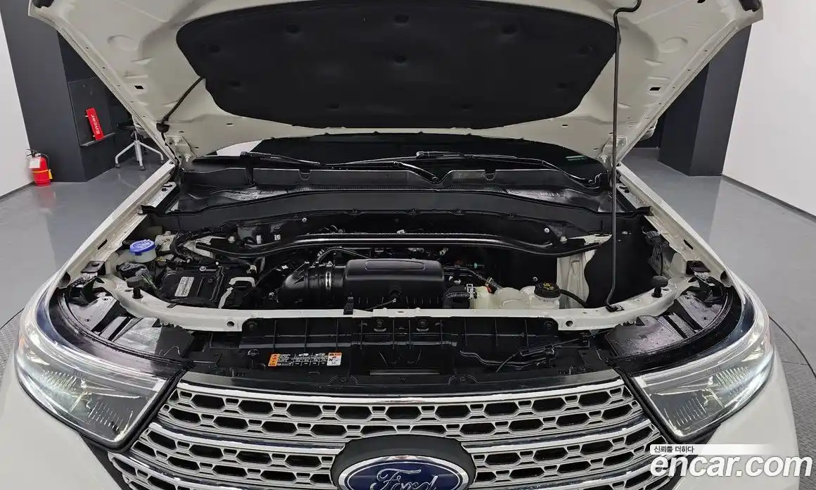 Ford Explorer 2022 2.3 Автомат в Москве № 233195, фото 15