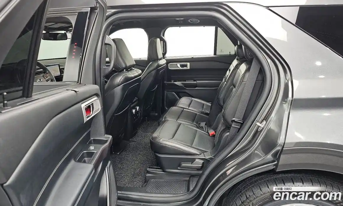 Ford Explorer 2020 2.3 Автомат в Москве № 233245, фото 3