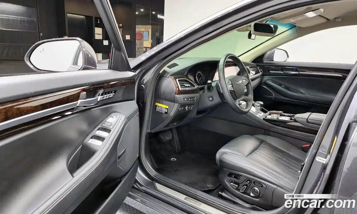 Genesis G90 2020 3.8 Автомат в Москве № 23360, фото 15