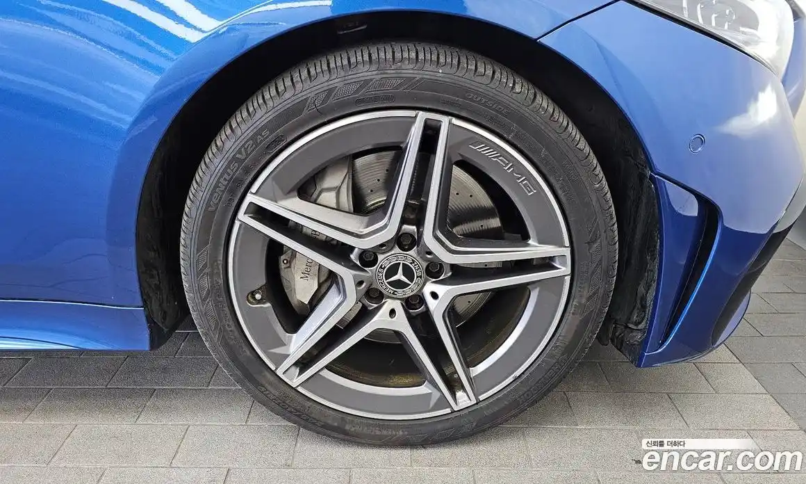 Mercedes-Benz CLS-Class 2022 2.0 Автомат в Москве № 240901, фото 19